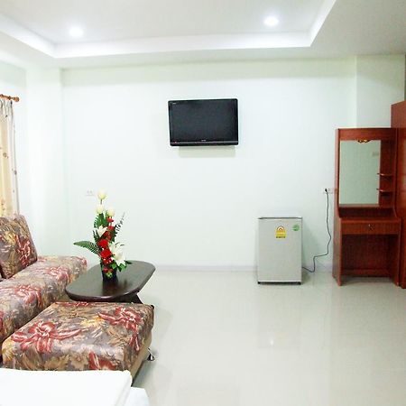 Ruan Rim Nam Hotel Roi Et Room photo