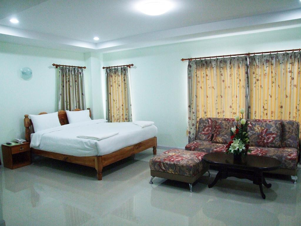 Ruan Rim Nam Hotel Roi Et Room photo