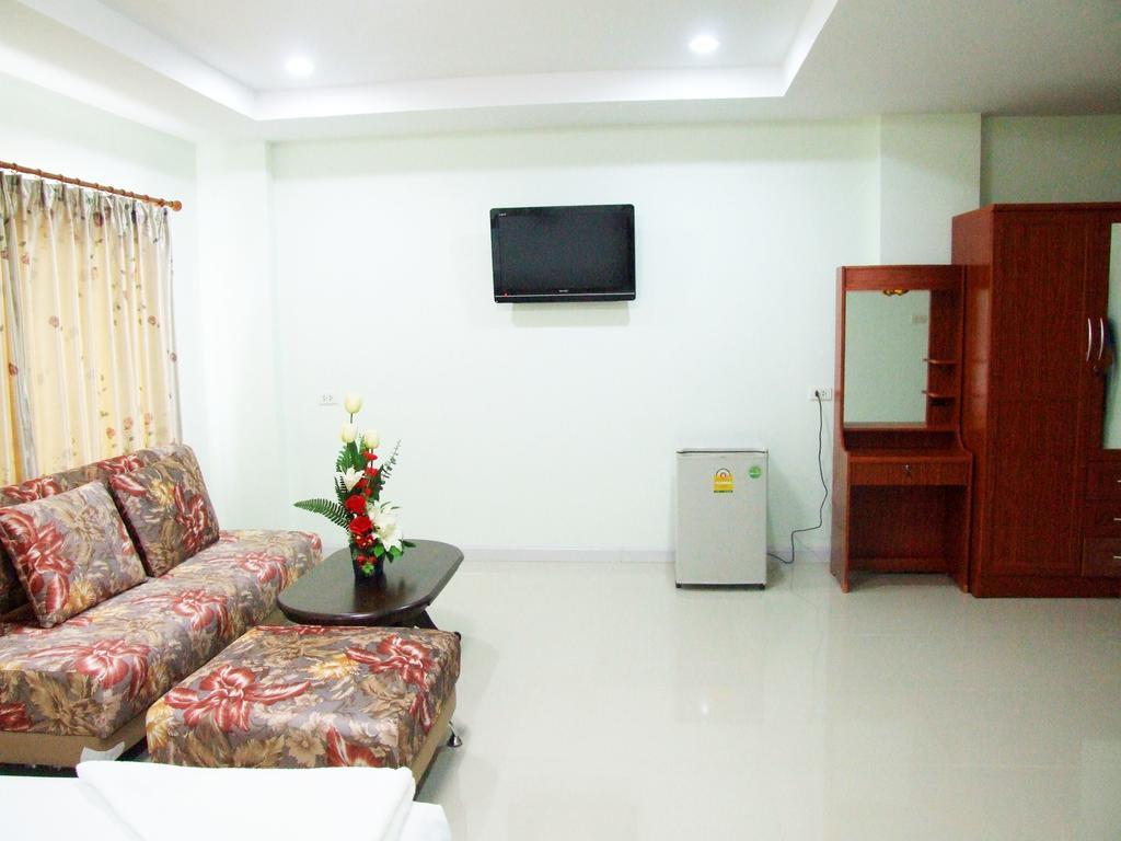 Ruan Rim Nam Hotel Roi Et Room photo